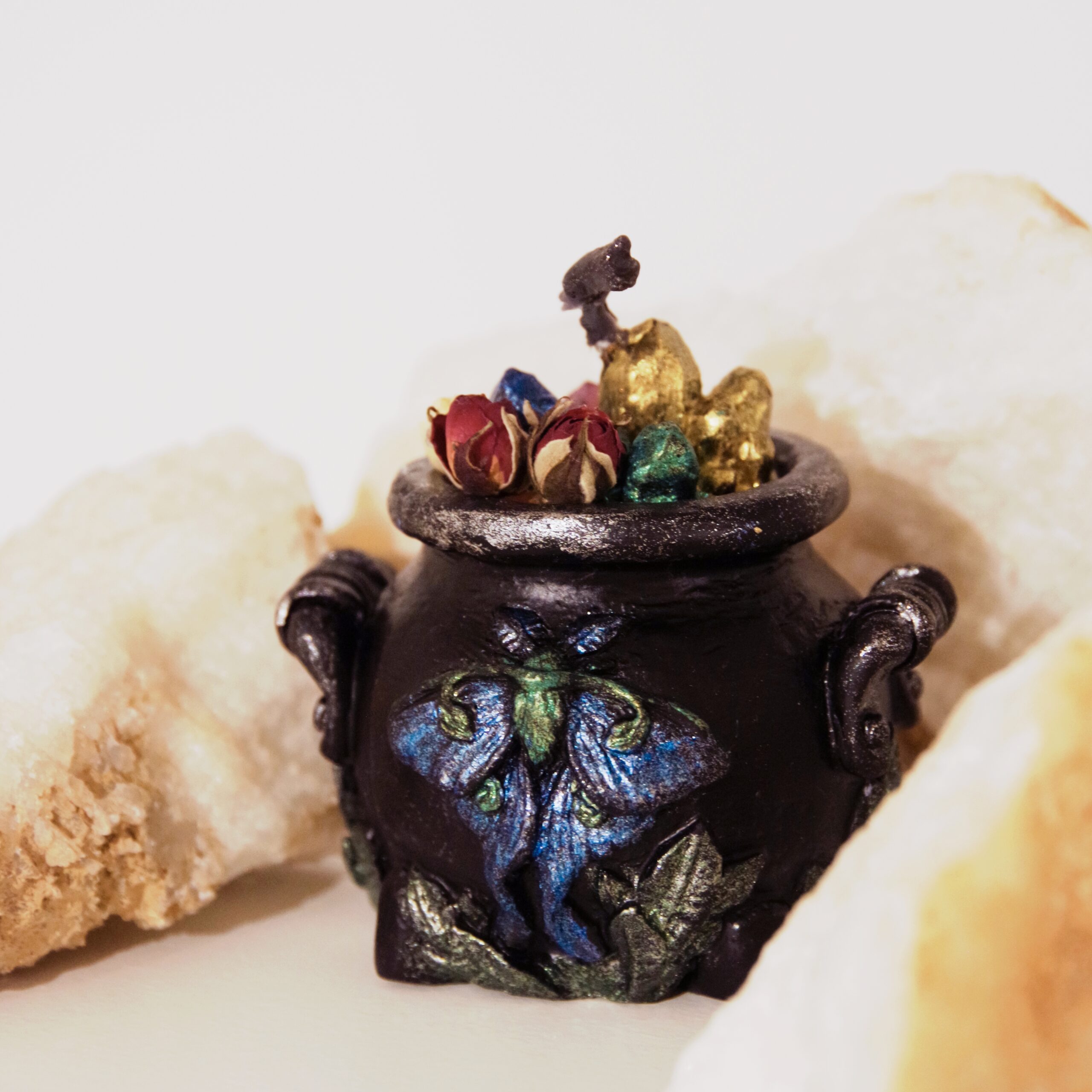 Czarny Kociołek Ochronny - obrazek 2